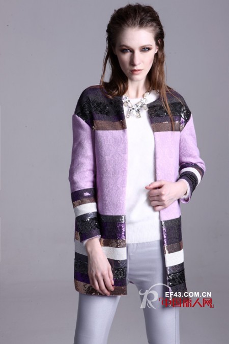 相同款式如何穿出不同感觉 秋冬装怎么搭配更抢眼