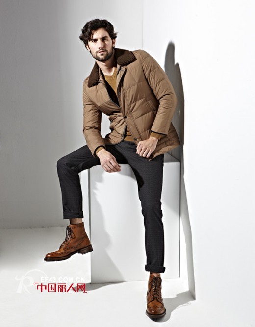 什么颜色是秋季专属色调?波司登为你献上2014高雅的驼色必备单品!