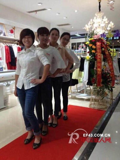 木帛女装A级店铺——山西晋城圣亚购物中心店今日盛大开业