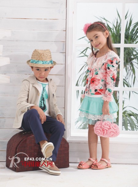 儿童长袖连衣裙搭配 夏末初秋穿什么裙子