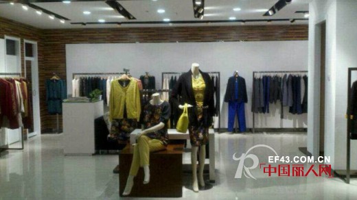 新店新气象 太和-TAHAN女装天津宝坻店开业大吉