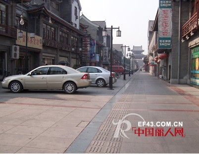 天津服装街批发市场 天津市服装展销中心