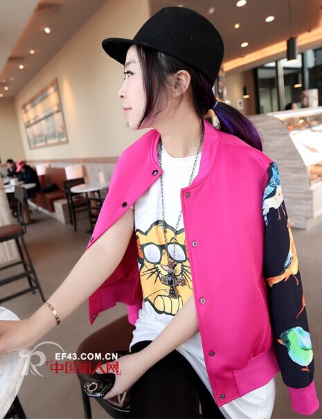 阿珍妮女装 做会穿牛仔的女孩