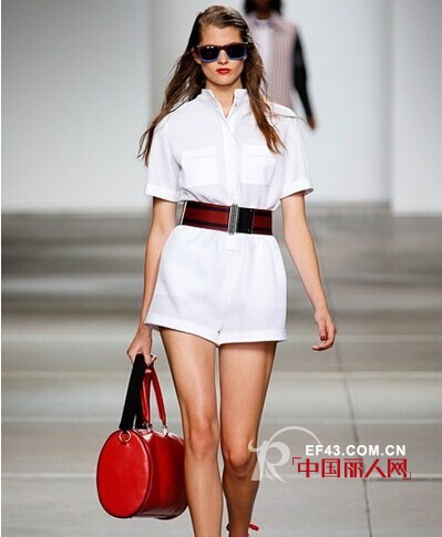 Topshop Unique伦敦时装周发布2015春夏系列