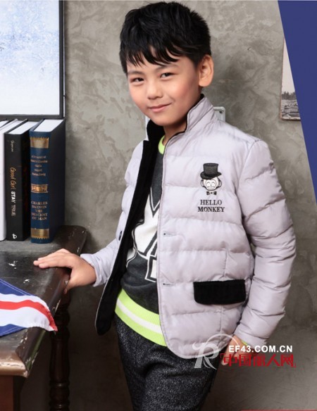 冬季羽绒服搭配 儿童羽绒服颜色搭配