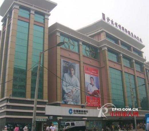 广东濂泉服装批发街  广东濂泉服装批发街在哪里 广东濂泉服装批发街营业时间