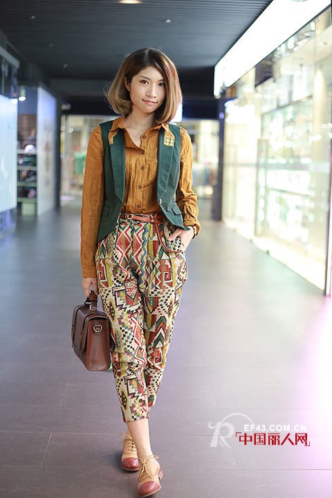 高街穿搭刷亮存在感　时尚博主玩味换季时髦