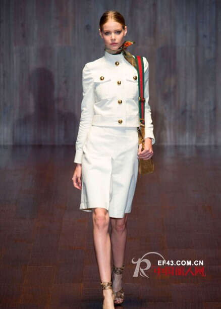 Gucci米兰时装周发布2015春夏新品 百变风格让人惊喜