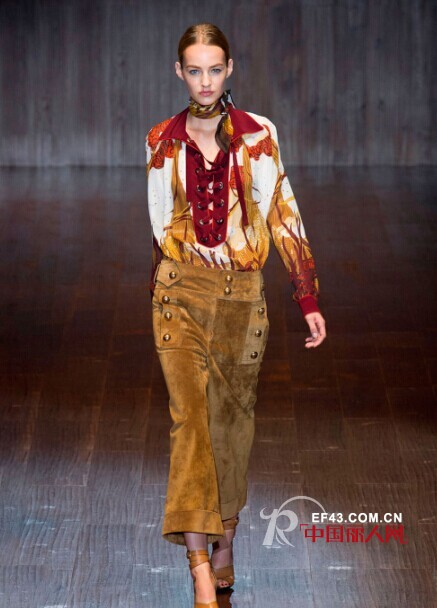 Gucci米兰时装周发布2015春夏新品 百变风格让人惊喜