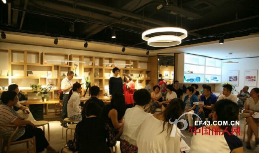 法路易娜-FALOUINA