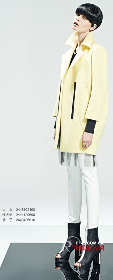 深秋大衣怎么搭配  复古大衣搭配技巧