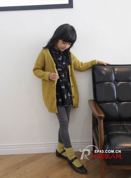 针织衫另一种搭配 针织外套搭配