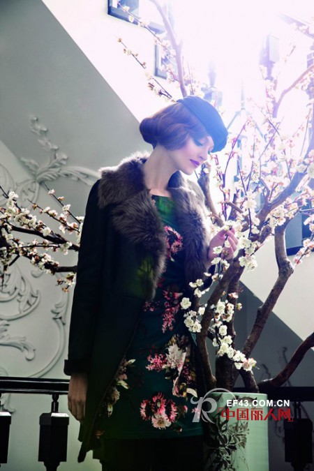 呢子大衣什么牌子的好 呢子大衣怎么搭配