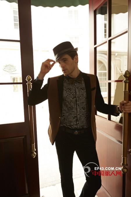 男士结婚穿什么款式的西装?时尚的西装搭配让你当个满分新郎