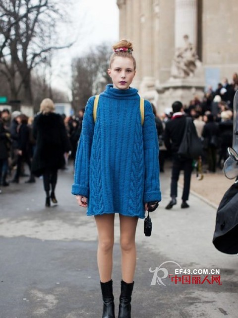 套头毛衣怎么搭配更显身材高挑?秋冬套头毛衣显高搭配技巧