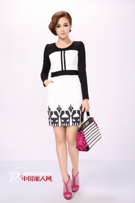 职业女装品牌连衣裙搭配 职业连衣裙穿搭