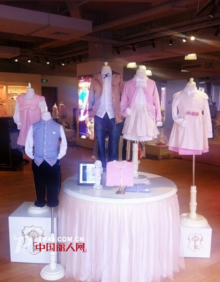 卡米尼童装——花都美林湖店盛大开业