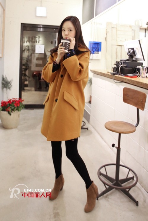 姜黄色是什么颜色 如何用姜黄单品穿出秋天的童话感!