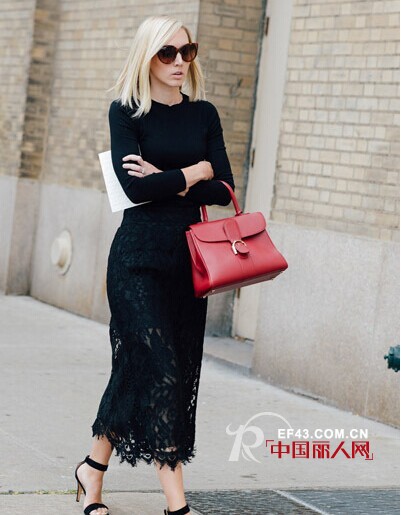 米兰时装周场外街拍  同色系穿搭也可以潮味十足