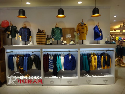 恭祝O1T童装入驻西安曲江世纪金花购物广场