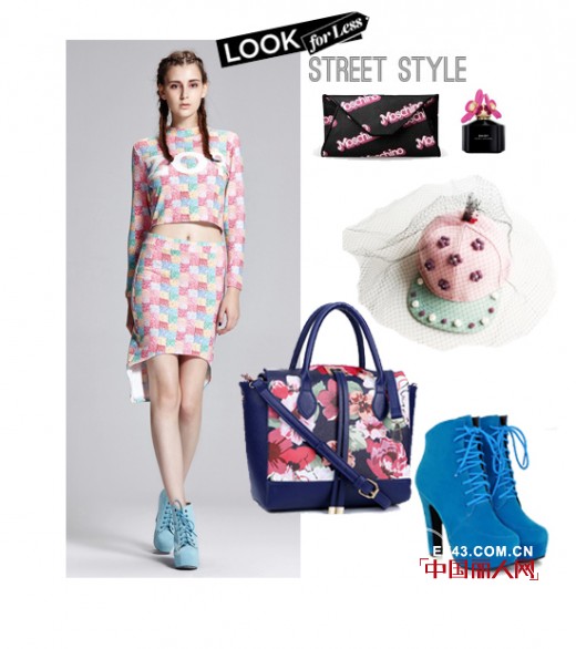 轻熟女格子包臀短裙搭配什么上衣?