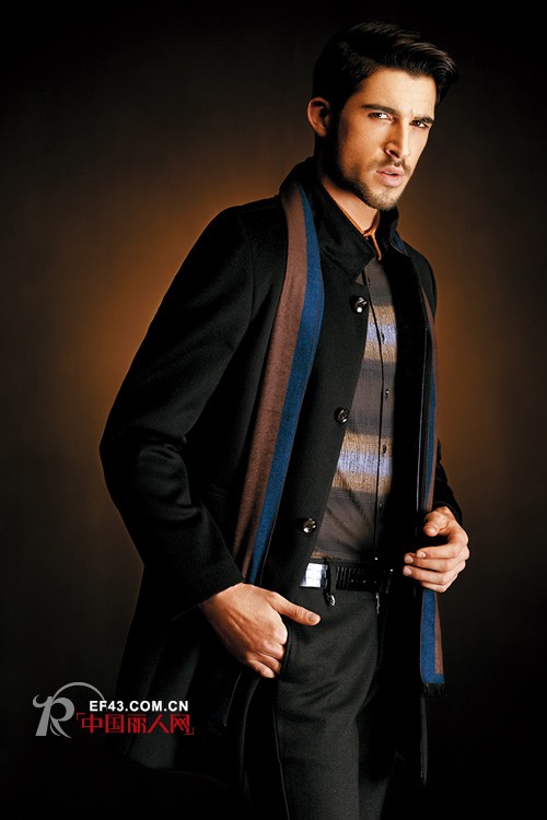 男士呢大衣搭配 秋冬男士穿什么衣服