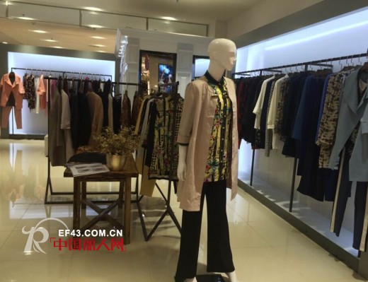 恭贺:奕色女装河南漯河店9月19日隆重开业