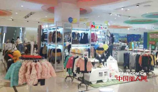 热烈祝贺NEEZA乐鲨童装成都群光店盛装开业
