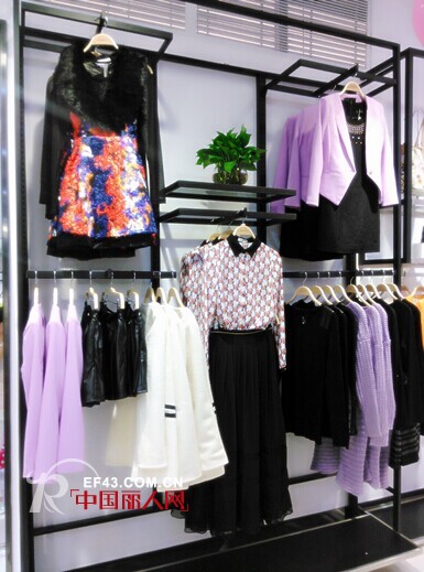 热烈祝贺品牌丹比奴女装湖北黄石店火爆开业