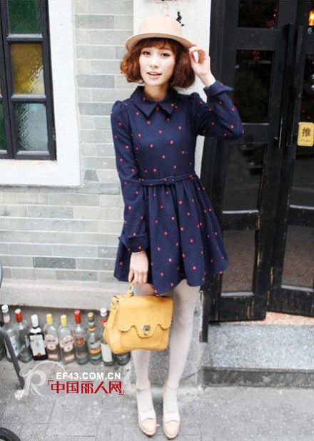 早秋短裙搭配 连衣短裙半身短裙怎么搭配