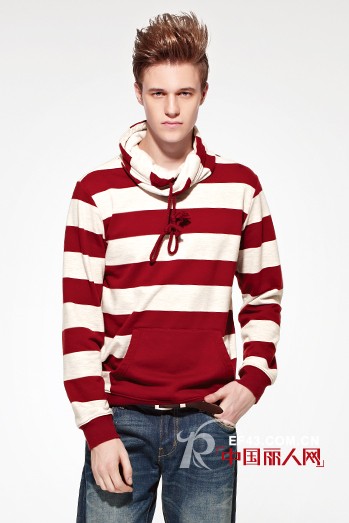 周末男士服装怎么搭配时尚舒适又休闲呢?