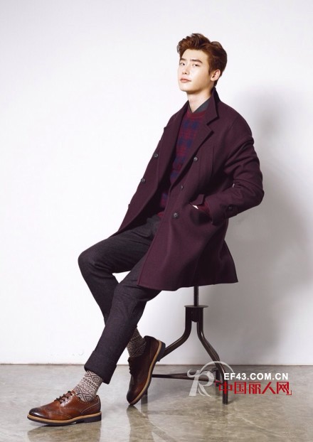 李钟硕十月杂志大片 风衣型男魅惑