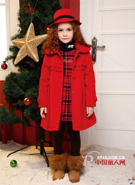 红色呢大衣搭配 红色呢子外套