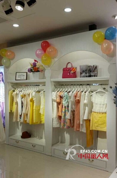 热烈祝贺丹诗格尔深圳龙华大浪店盛大开业