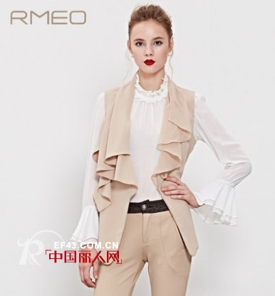 浪漫一身官方旗舰店秋装新款正品  无袖马甲缓解穿衣尴尬