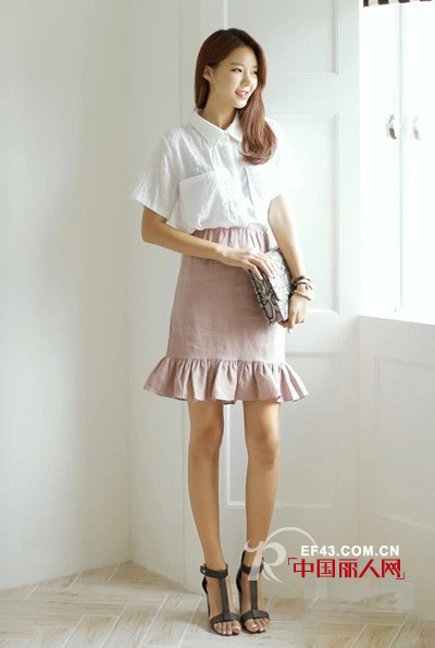 衬衫与半身裙搭配 衬衫搭配哪种半身裙好看