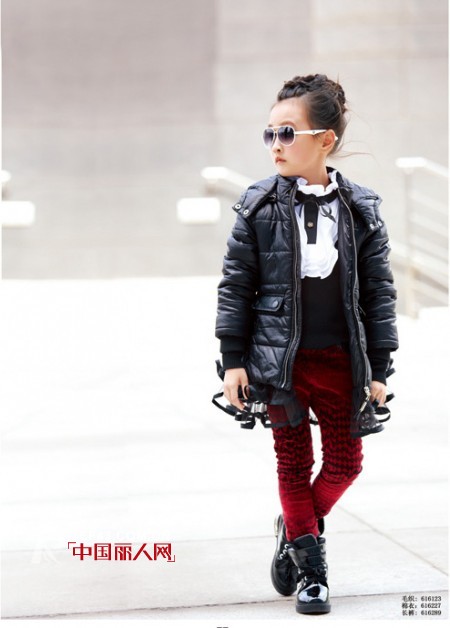 女童棉服搭配 玫红色棉服搭配