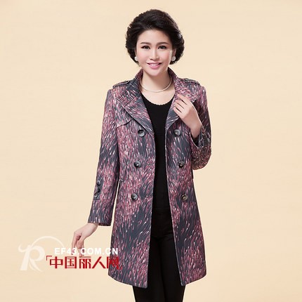 中老年秋季风衣新款 妈妈装时尚风衣搭配
