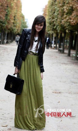 四款百搭的初秋装扮 怎么打扮比较节省时间