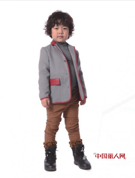 小男人西装搭配 儿童西装搭配