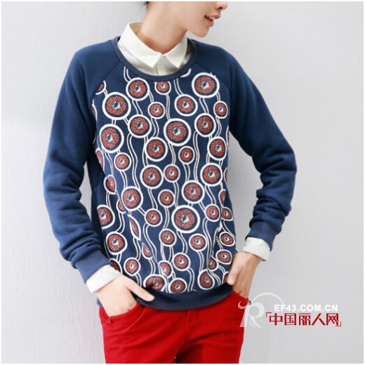 卫衣新款来袭 宽松卫衣搭配术