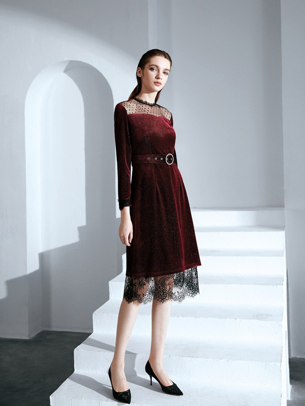 有哪些适合秋冬内搭的连衣裙 优雅女人秋冬内搭精选