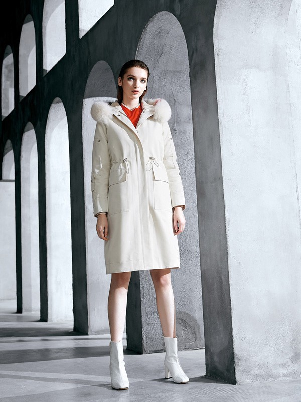 保暖又百搭的长款棉服怎么选 乔帛女装给你答案