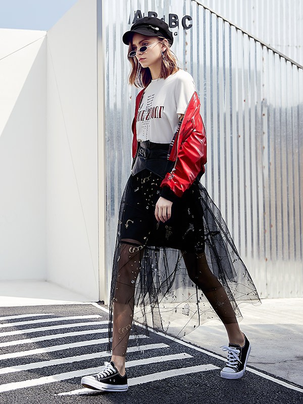 秋季上镜的造型怎么搭配  有什么个性单品