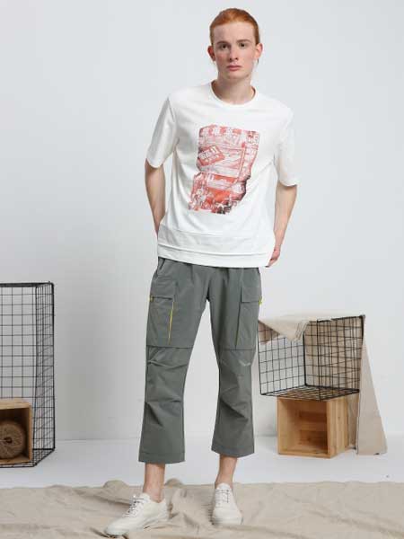 男士适合穿搭什么色系的单品 有什么时尚感的穿搭