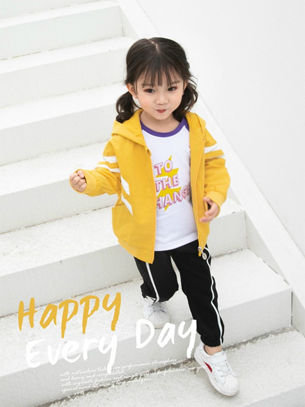 小女孩外套搭配 棉之子为你搭配