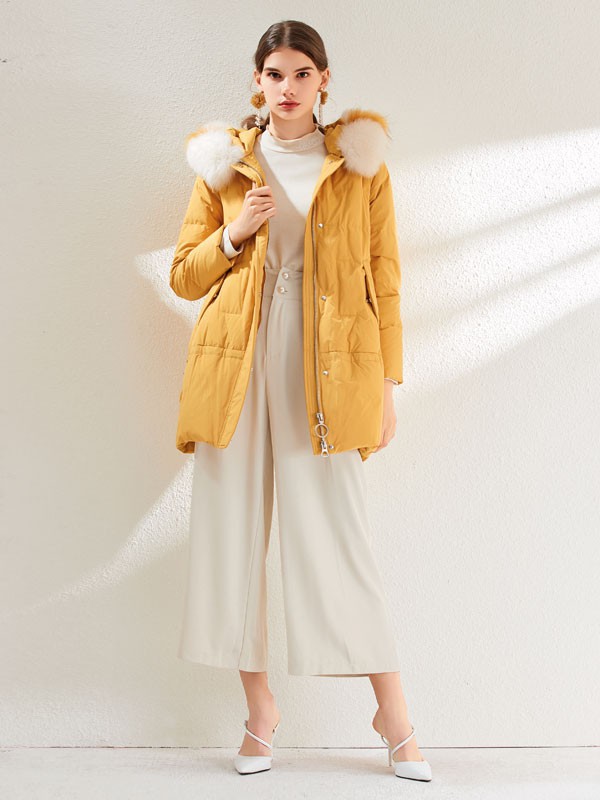 秋冬的黄色的单品有哪些 黄色上衣怎么搭配才好看