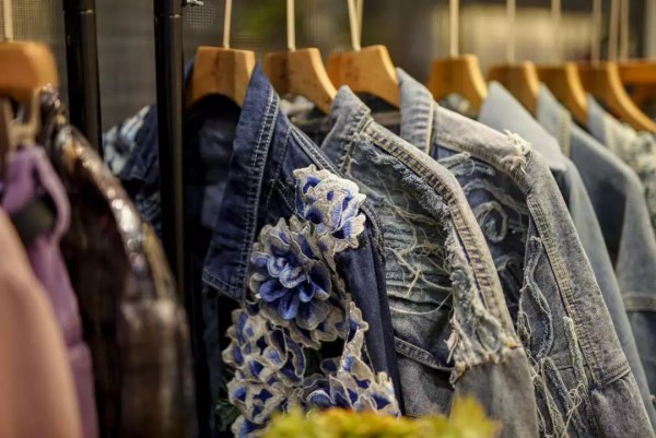 chic秋季展 设计力量｜以衣致意 梦想初成