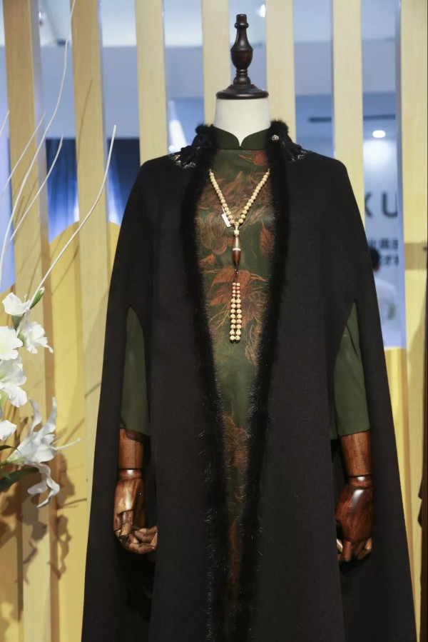 回顾CHIC秋季最美女装｜百魅至简 优雅常青