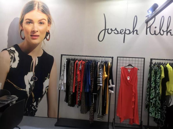 回顾CHIC秋季最美女装｜百魅至简 优雅常青